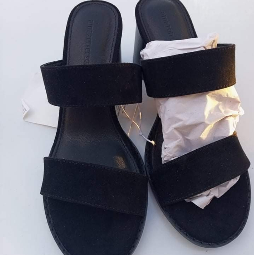 Amzon Essentials Black Heels